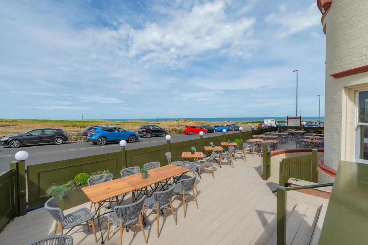Cliftonville Hotel Cromer Buitenkant foto