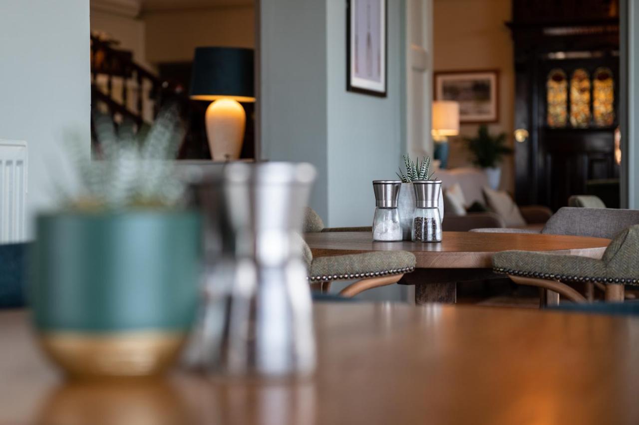 Cliftonville Hotel Cromer Buitenkant foto