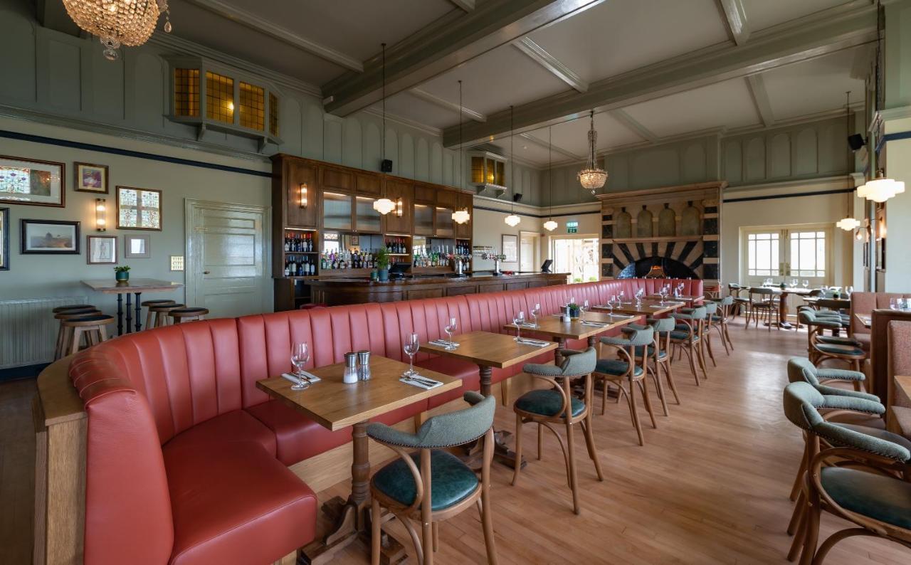 Cliftonville Hotel Cromer Buitenkant foto