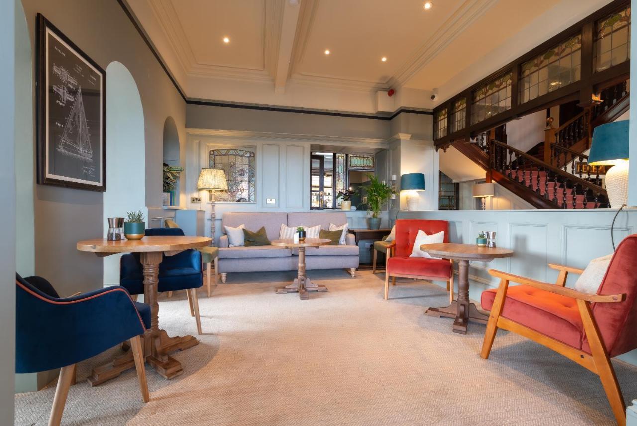 Cliftonville Hotel Cromer Buitenkant foto