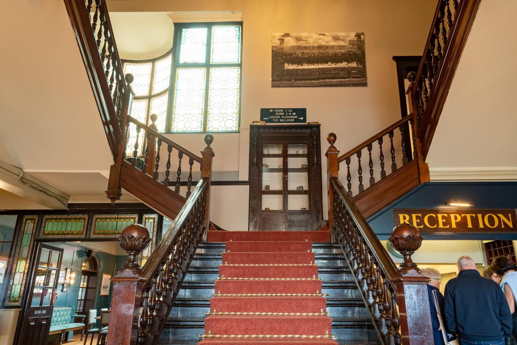 Cliftonville Hotel Cromer Buitenkant foto