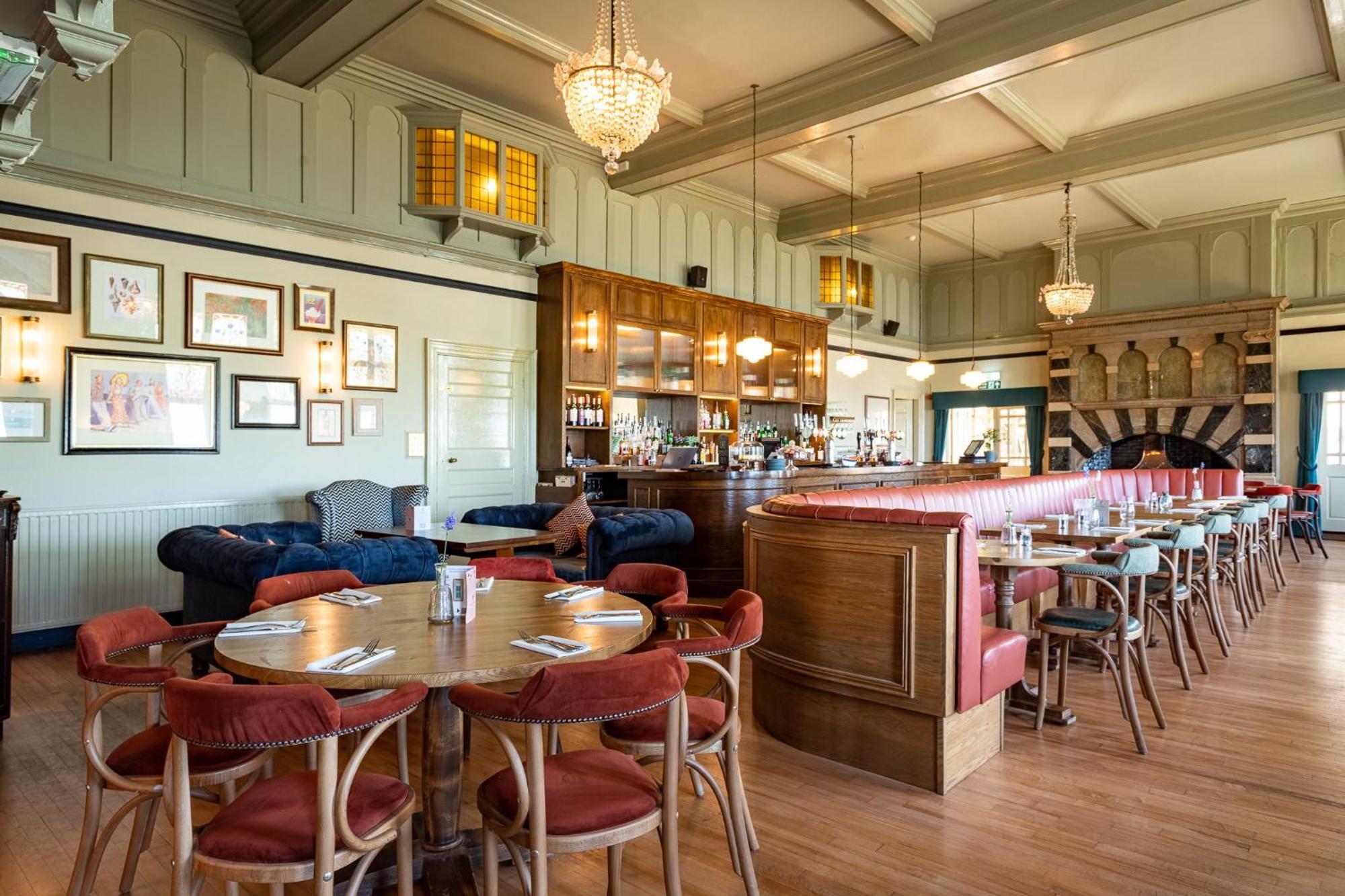 Cliftonville Hotel Cromer Buitenkant foto